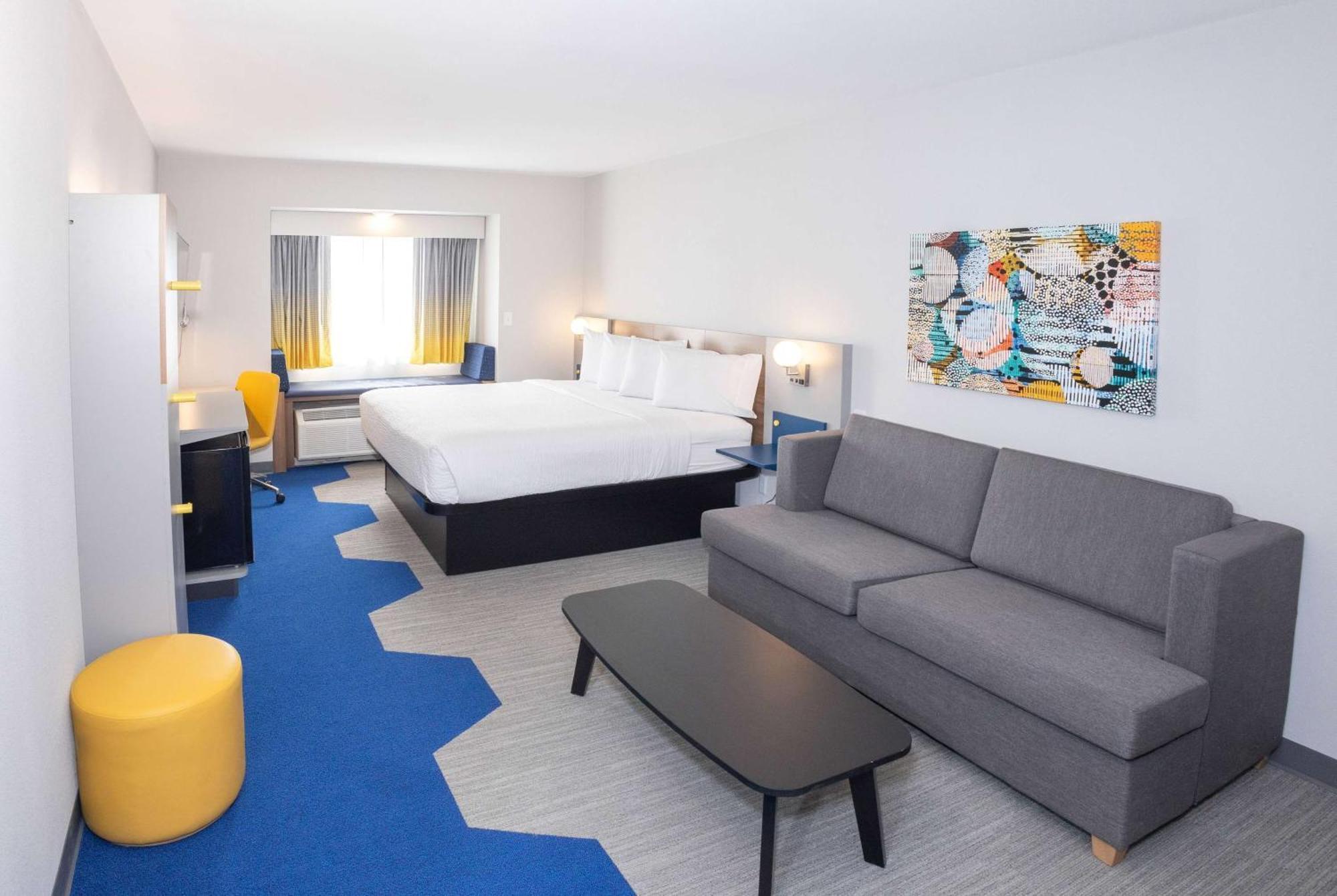 Microtel Inn & Suites Springville Bagian luar foto