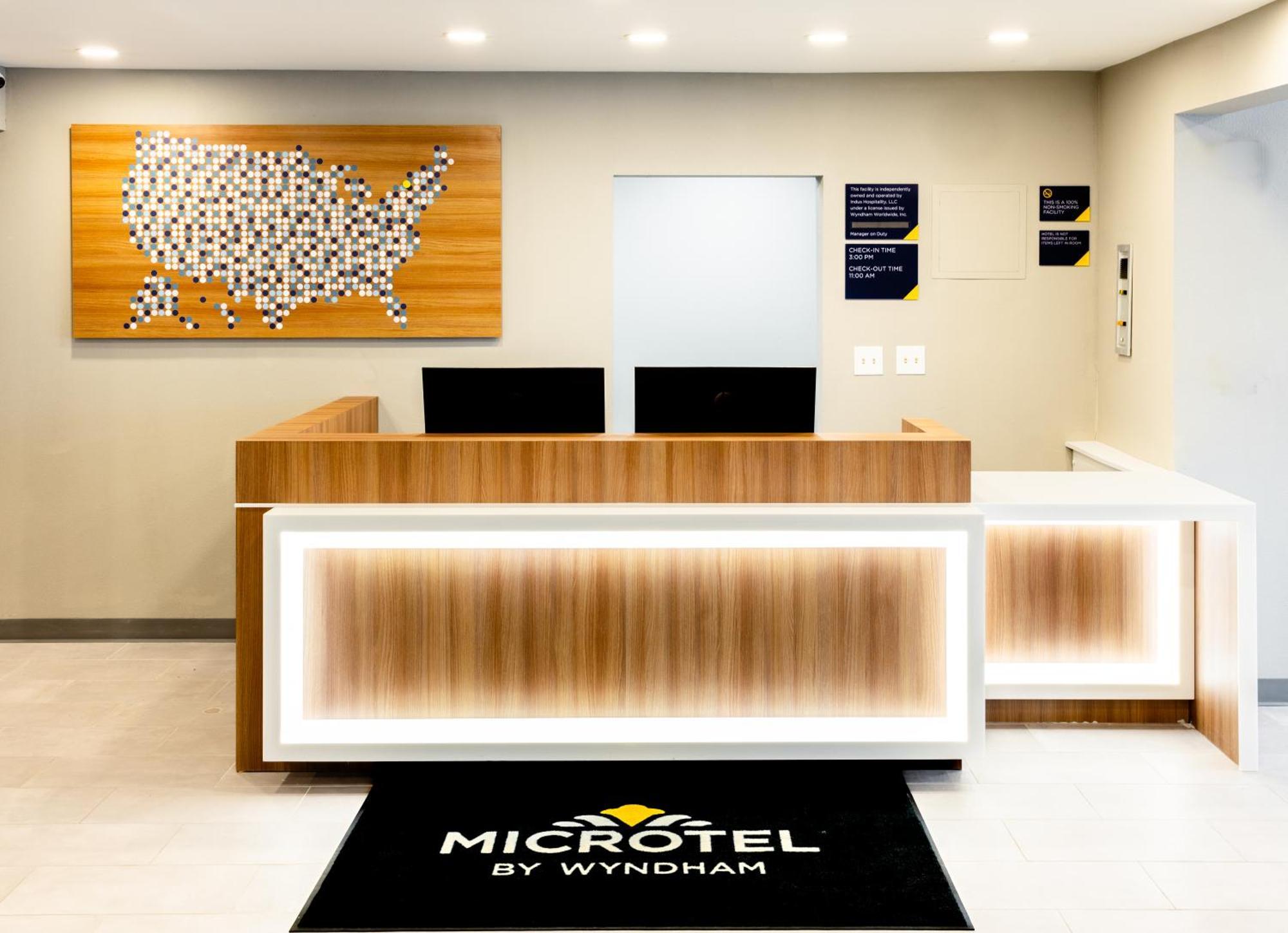 Microtel Inn & Suites Springville Bagian luar foto
