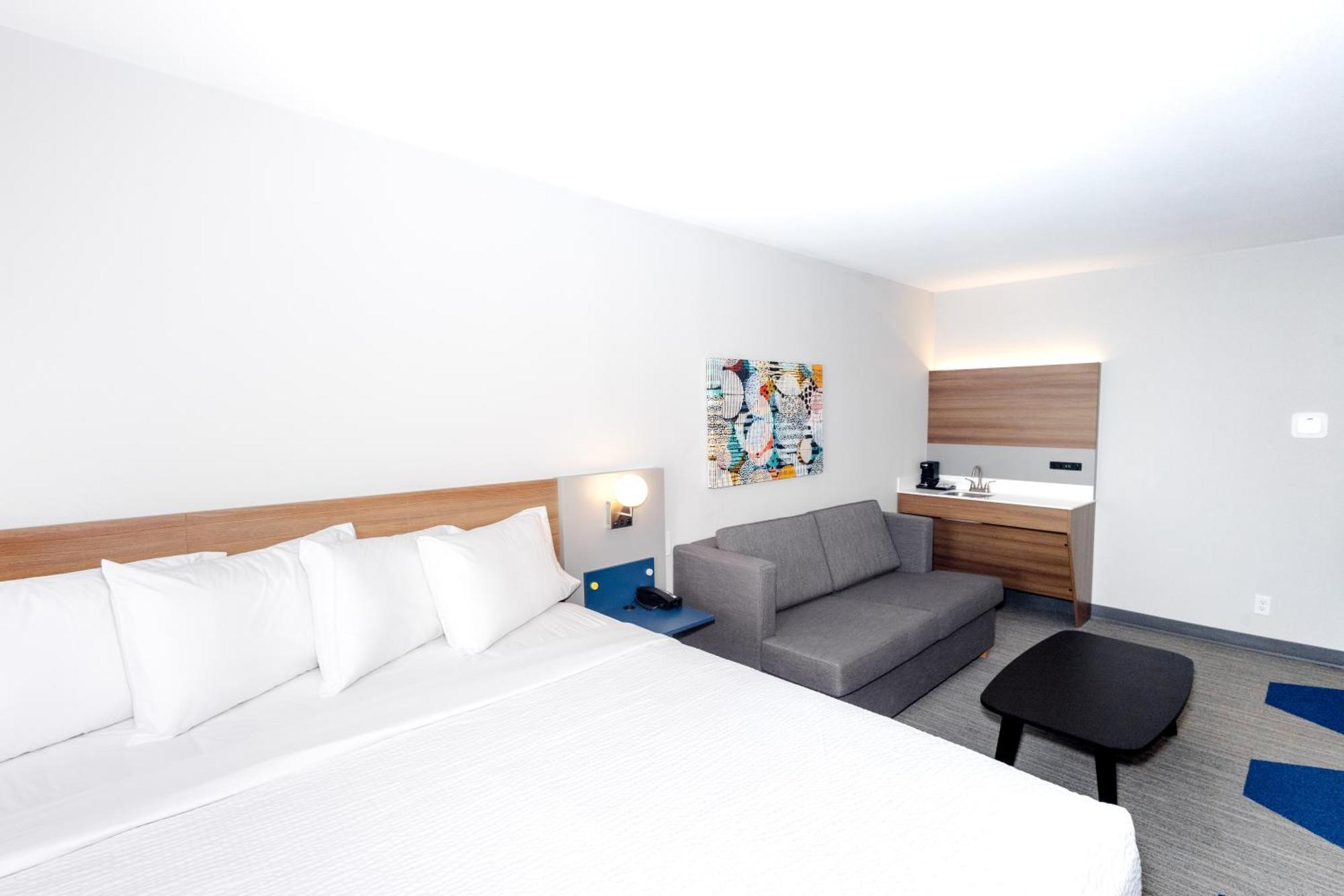 Microtel Inn & Suites Springville Bagian luar foto