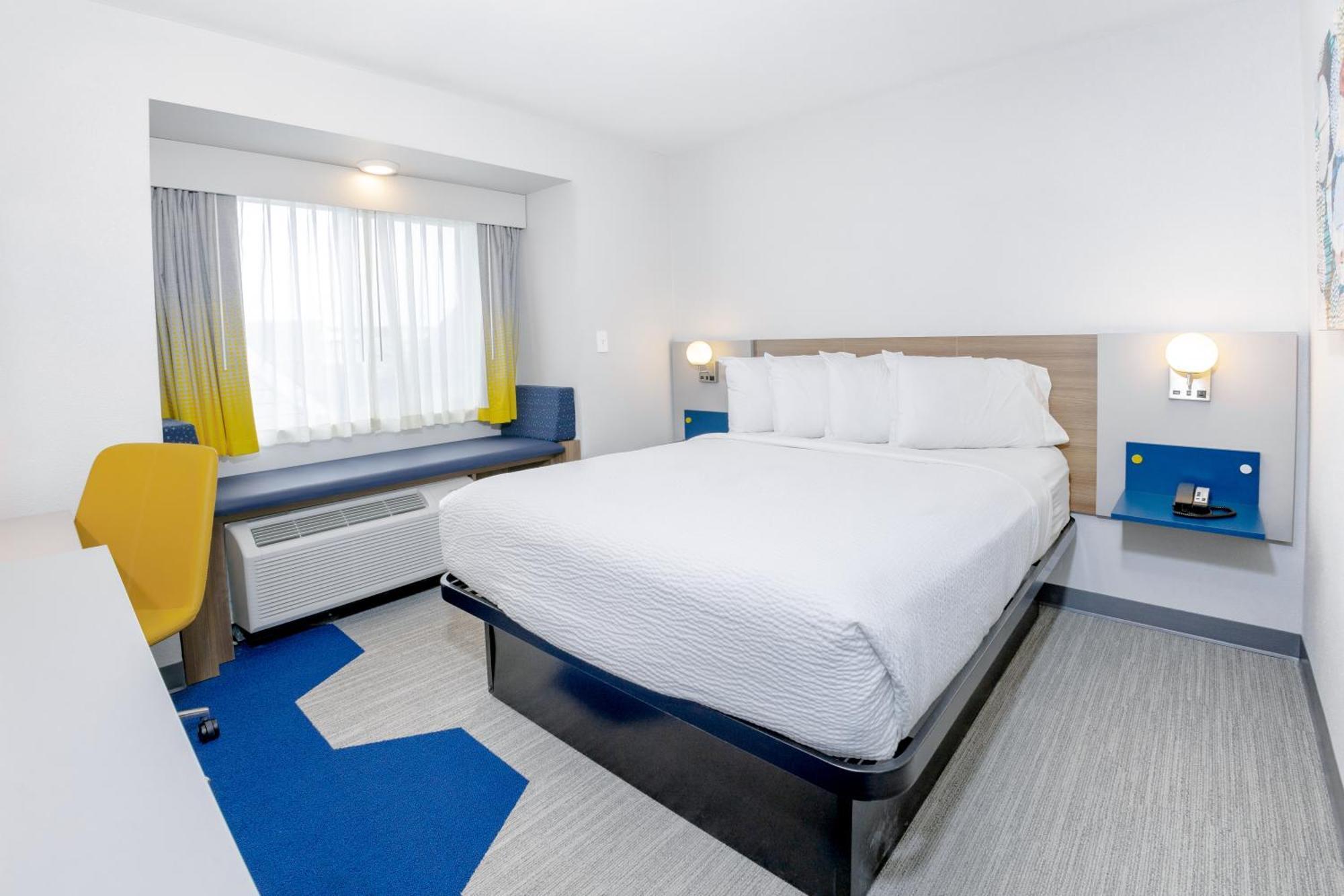 Microtel Inn & Suites Springville Bagian luar foto