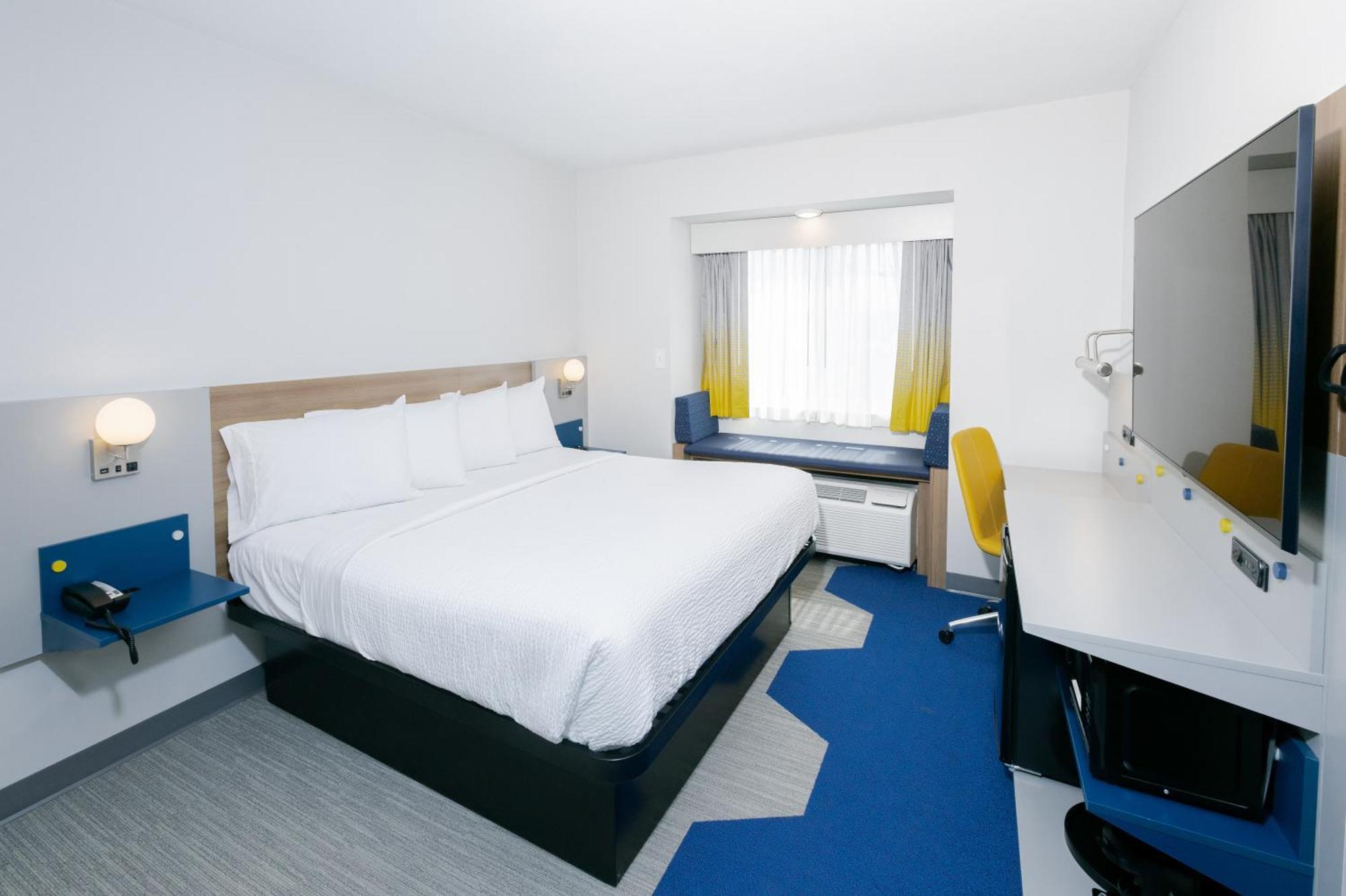 Microtel Inn & Suites Springville Bagian luar foto